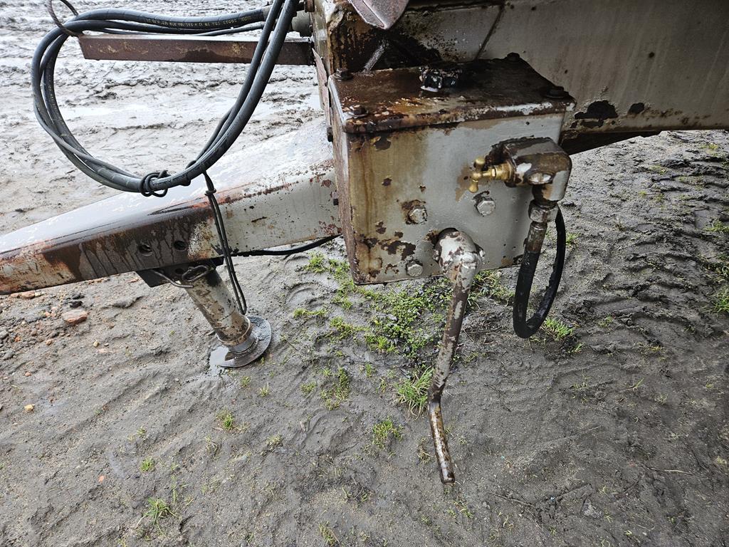 Przyczepa wywrotka Brimont - obrazek 15