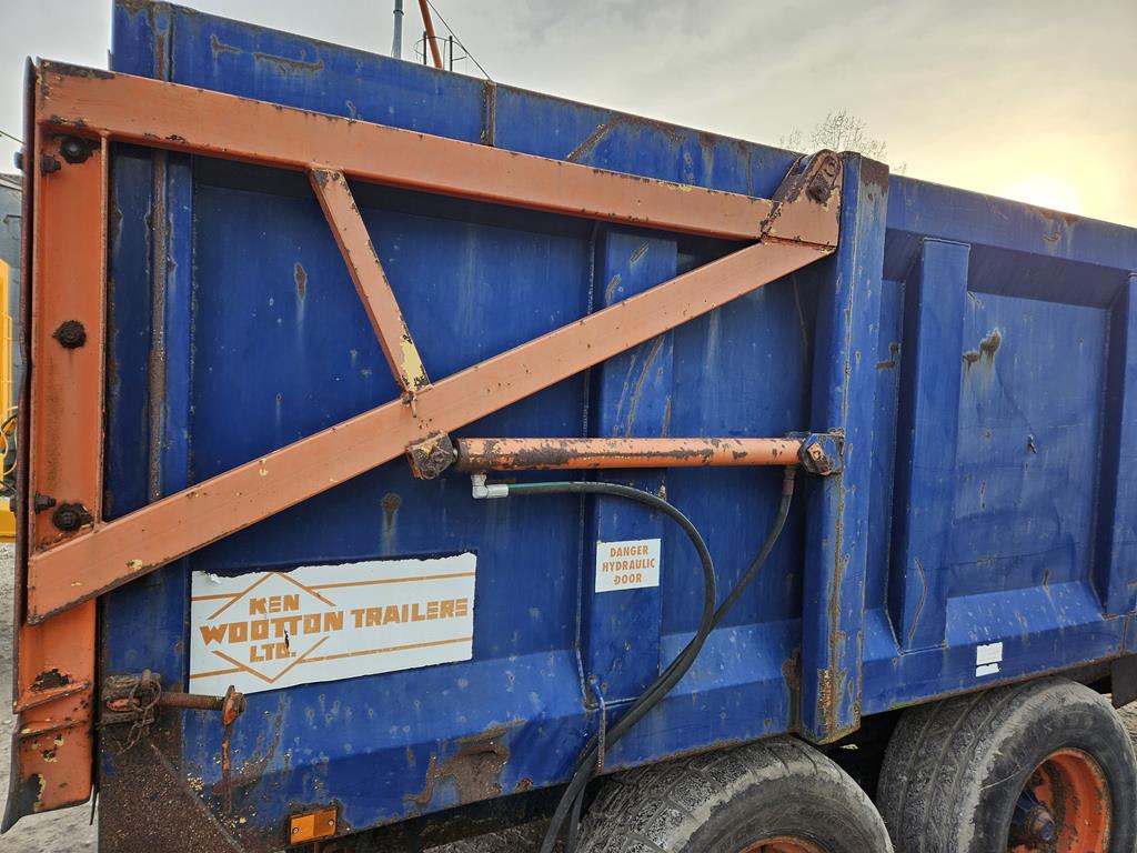 Przyczepa rolnicza Ken Wootton - obrazek 10