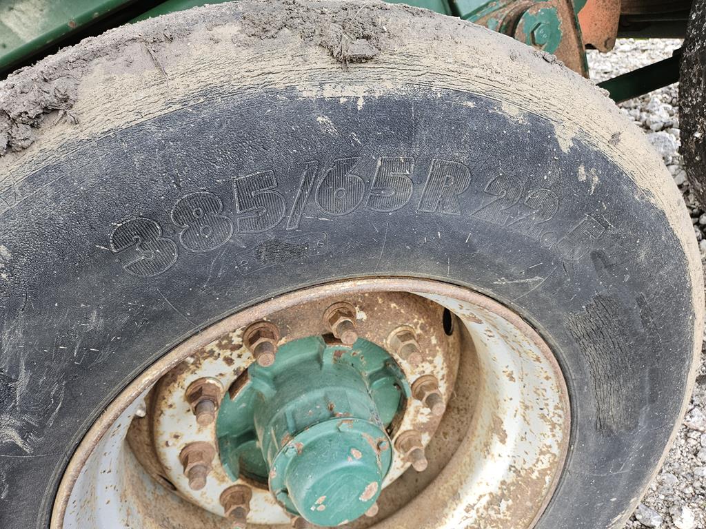 13 Przyczepa skorupowa rolnicza Bailey