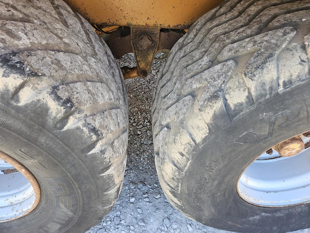 02 Przyczepa rolnicza używana Richard Western