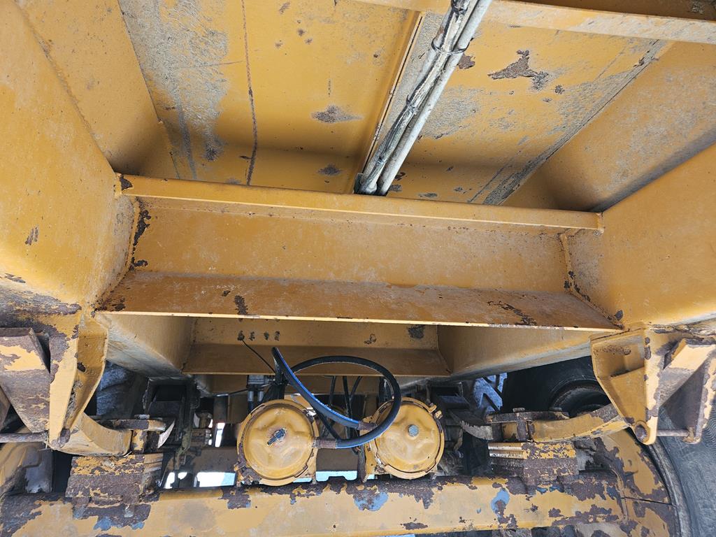 09 Przyczepa rolnicza używana Richard Western