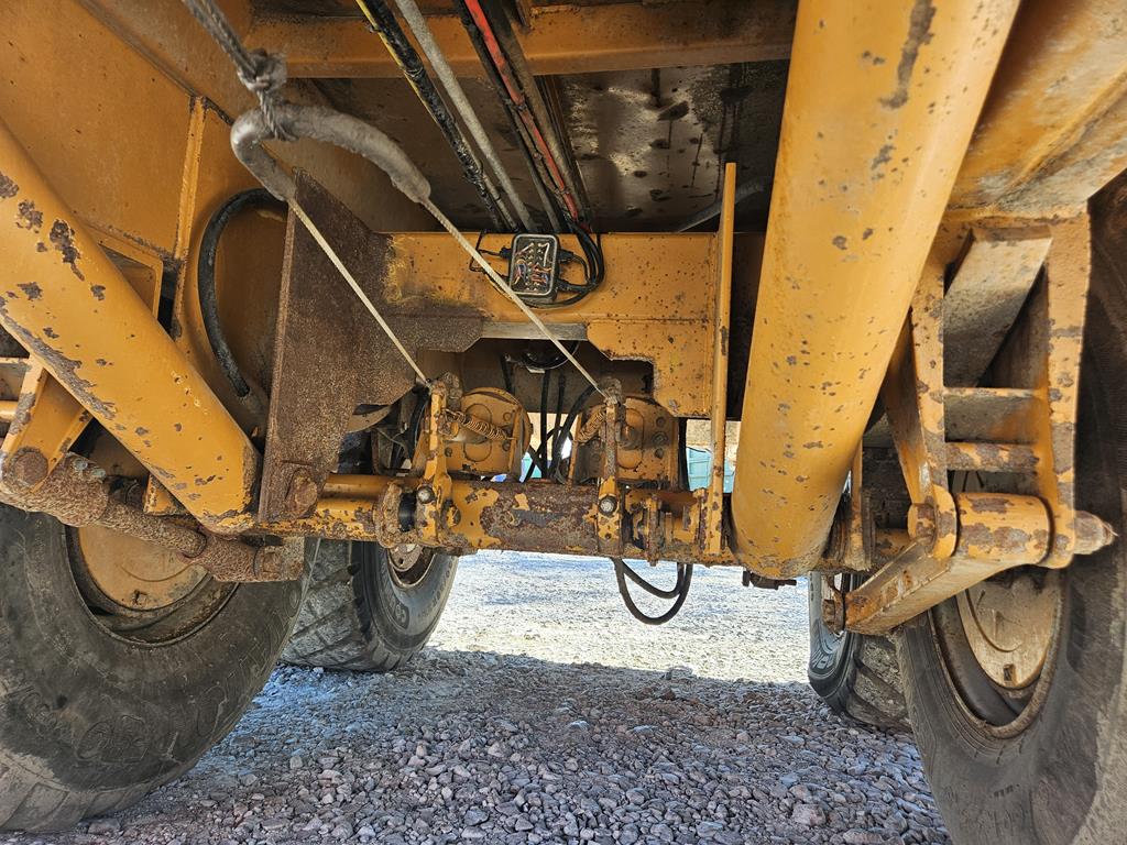 16 Przyczepa rolnicza używana Richard Western