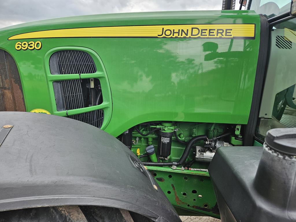 08 Ciągnik John Deere 6930