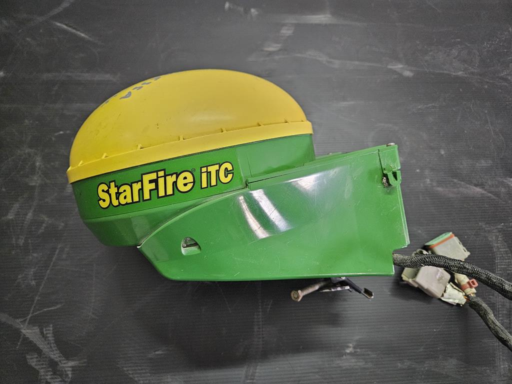 John Deere PF81163 antena