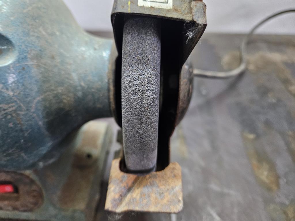 4 Szlifierka dwutarczowa