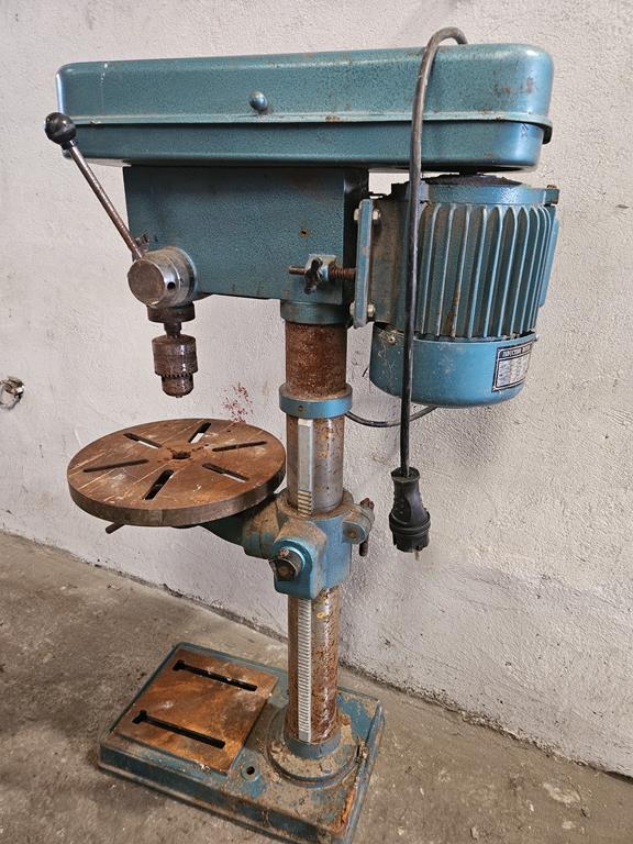 02 Wiertarka kolumnowa Naerok