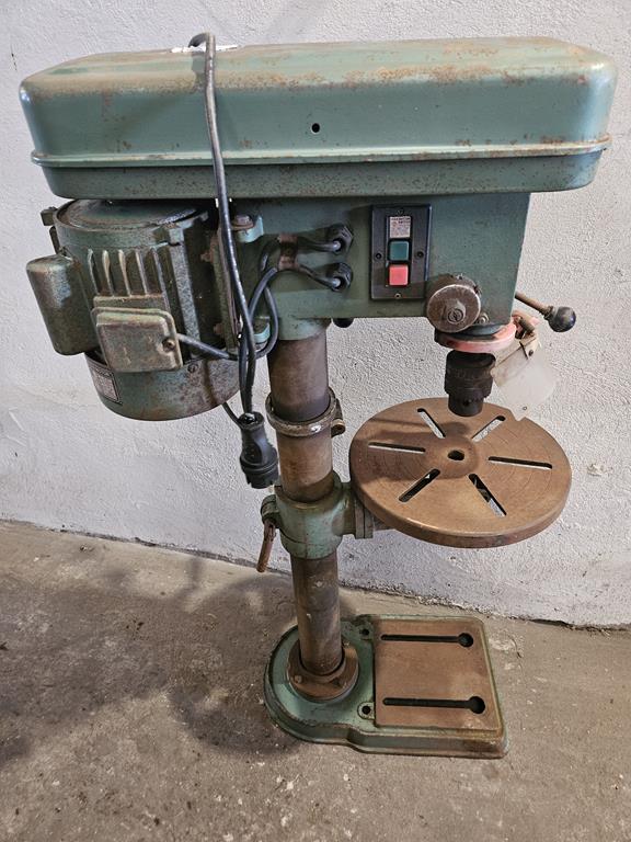 Wiertarka kolumnowa Nutool