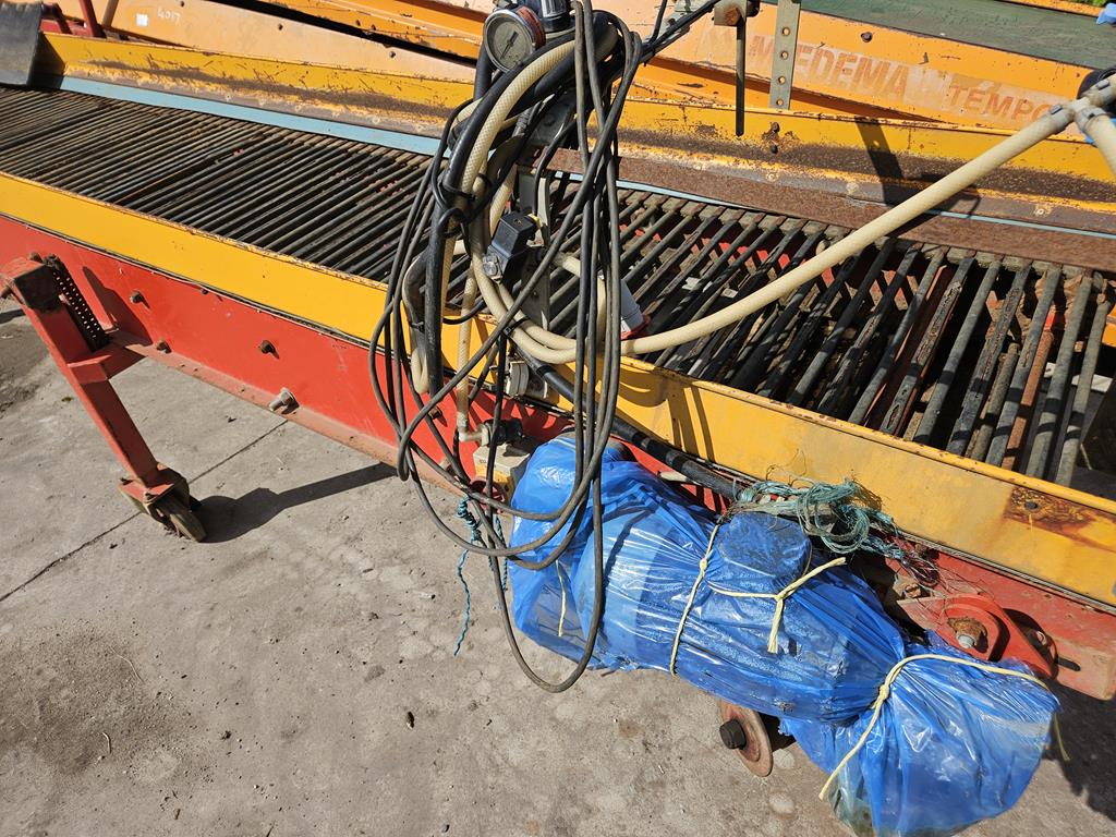 13 Przenośnik prętowy 450cm