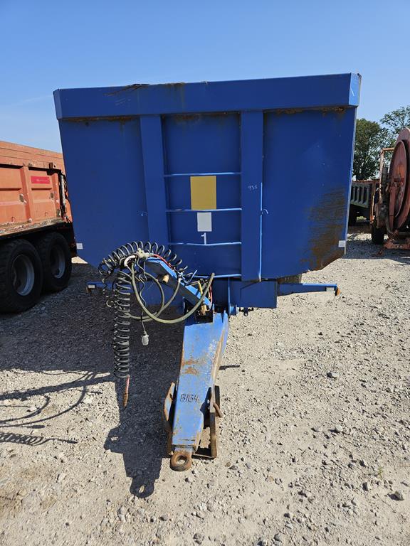 03 Przyczepa Richard Western rolnicza