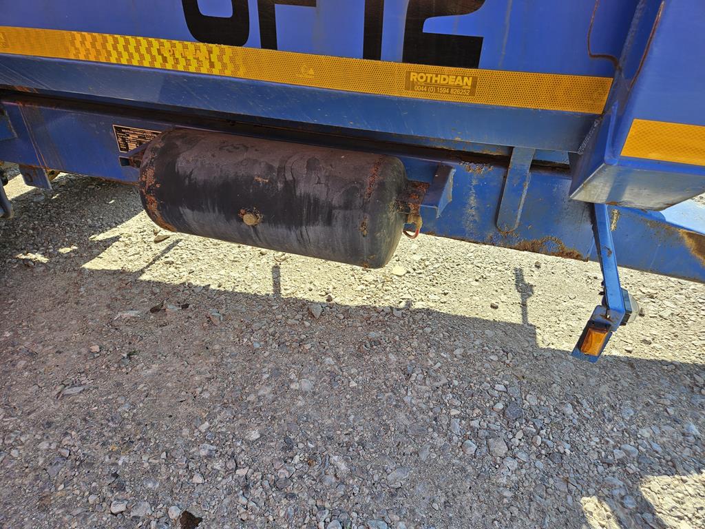 08 Przyczepa Richard Western rolnicza