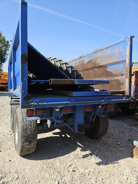 17 Przyczepa Richard Western rolnicza