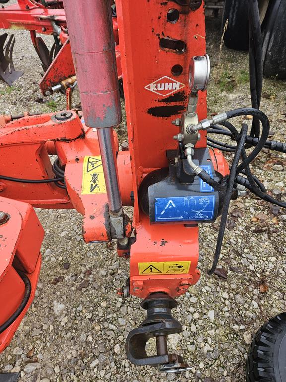 20 Pług Kuhn 5+1