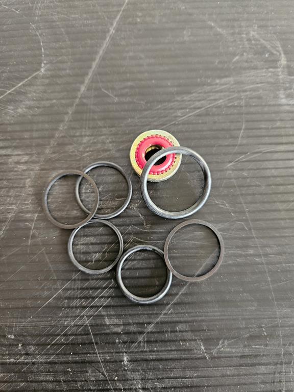 Zestaw uszczelek AZ63041 John Deere