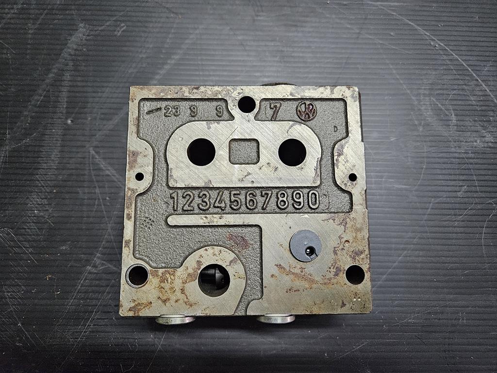 07 Zawór EQ38035-006 John Deere