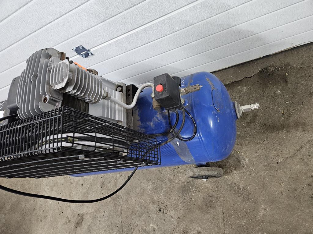 10 Kompresor Diamond 100l