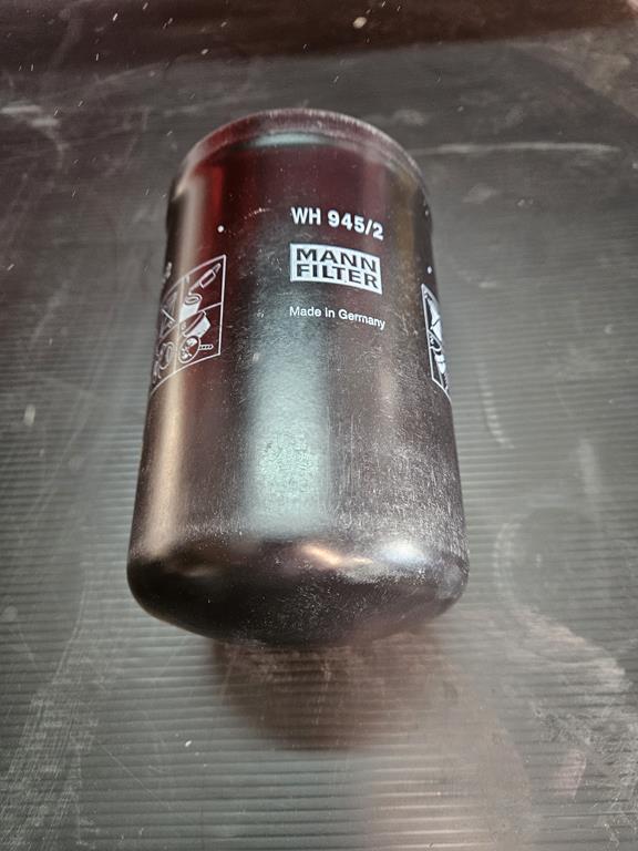 2 Filtr hydrauliczny WH945-2