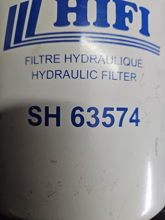 3 Filtr hydrauliki SH63574
