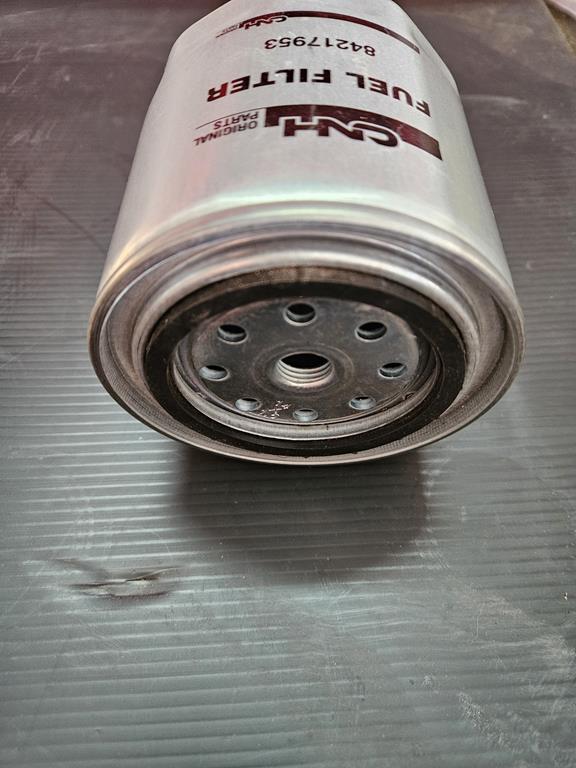 3 Filtr paliwa 84217953