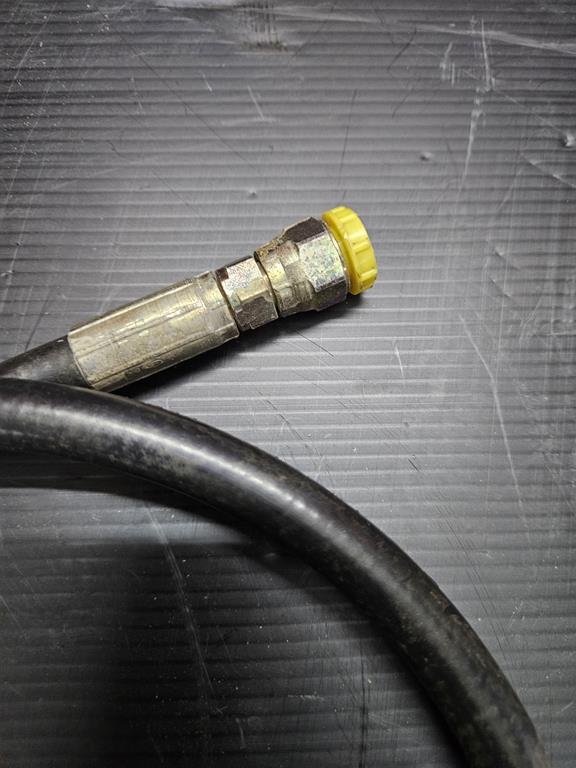 3 Wąż hydrauliczny AZ55992