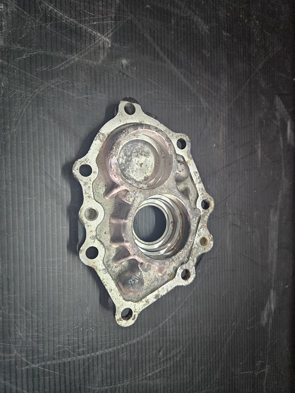 6 Pokrywa M807557 John Deere