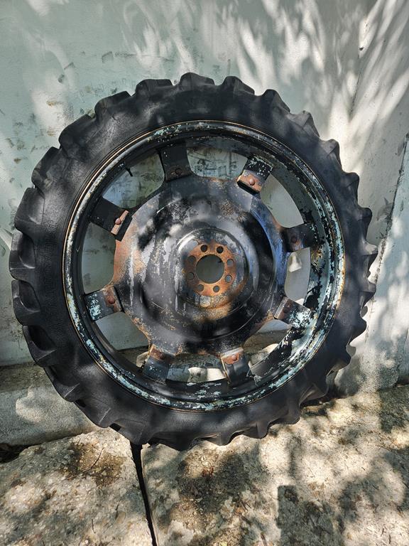 03 Koła rolnicze wąskie 11.2R48