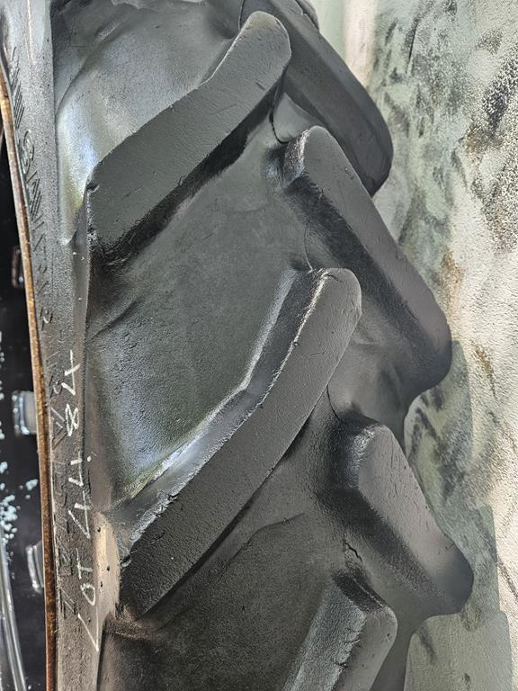 06 Koła rolnicze wąskie 11.2R48