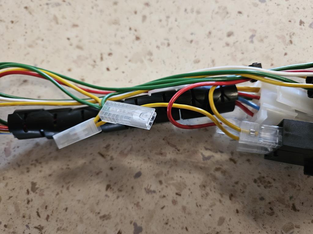 06 Wiązka przewodów 5810469-01