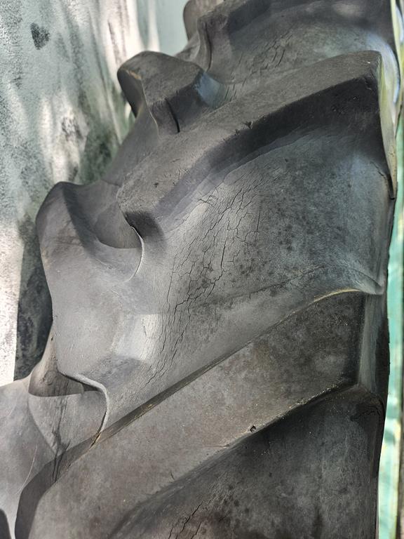 07 Koła uprawowe rolnicze 11.2R48