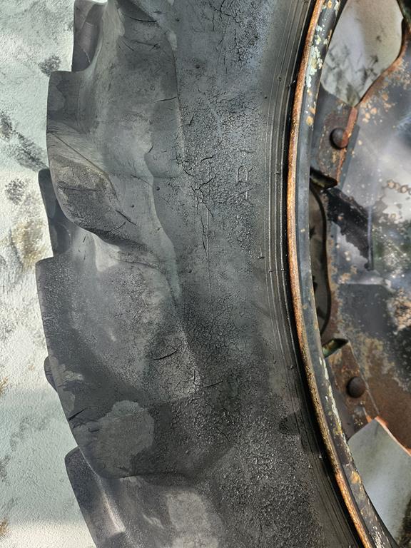 08 Koła rolnicze wąskie 11.2R48