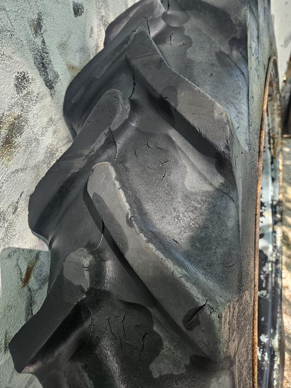 09 Koła rolnicze wąskie 11.2R48