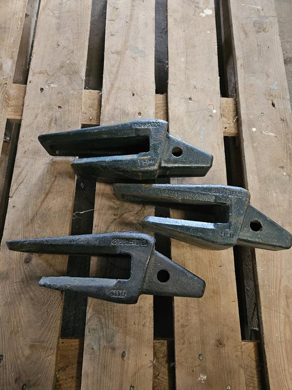 1 Adapter zęba łyżki 6106-31320