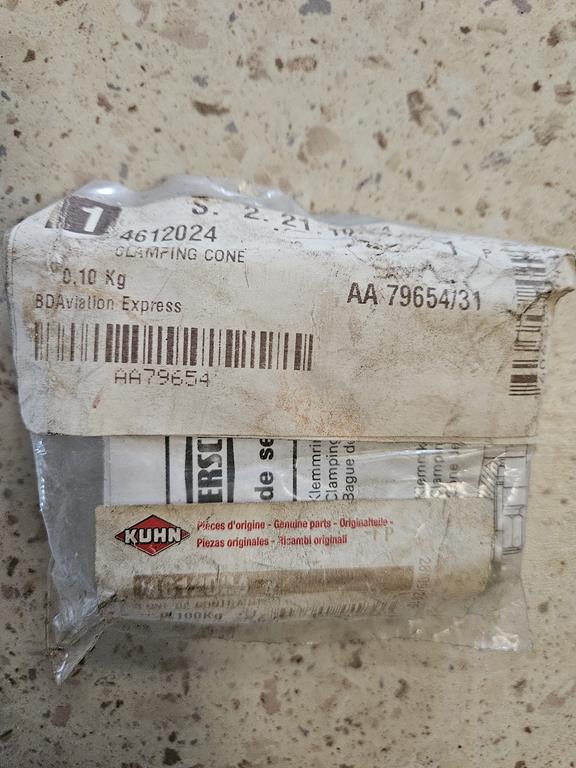 1 Sworzeń blokujący 4612024 Kuhn