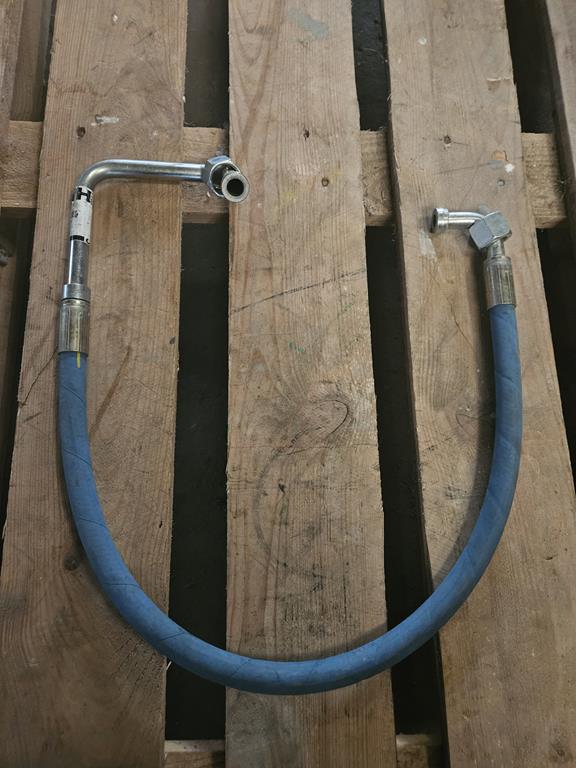 2 Przewód hydrauliczny 82037436