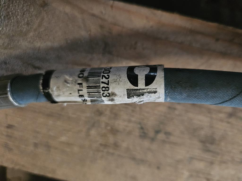 2 Przewód hydrauliczny 87302783