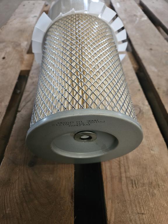 3 Filtr powietrza Baldwin PA1681