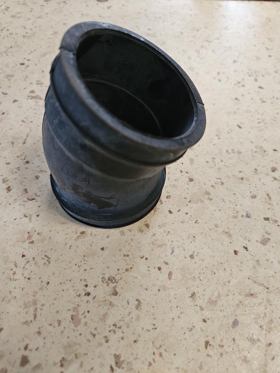 4 Łącznik 5UH-E5474-00-00