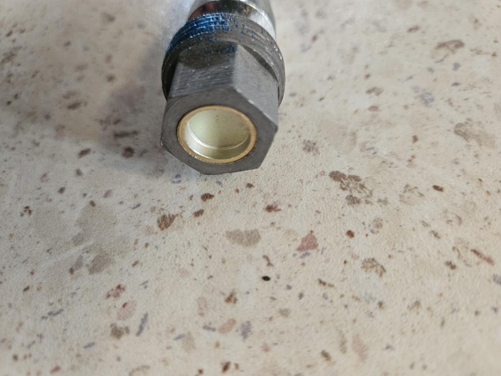 4 Sworzeń blokujący 4612024 Kuhn