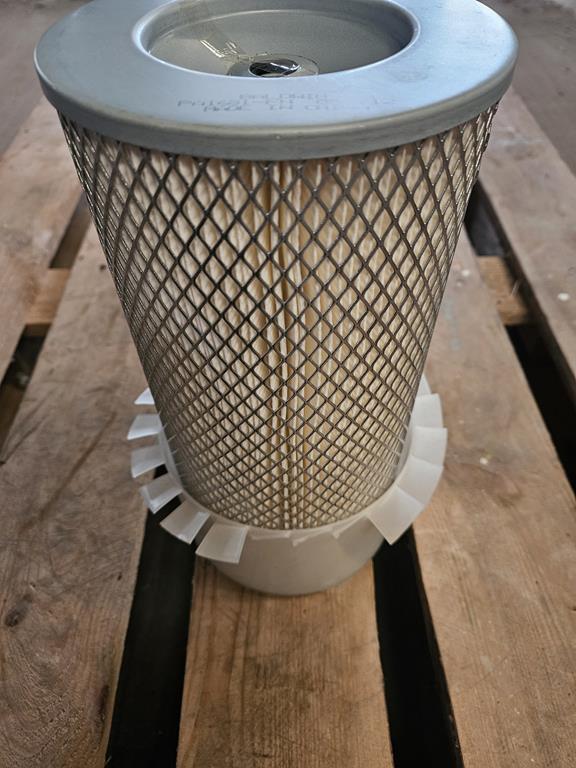 5 Filtr powietrza Baldwin PA1681