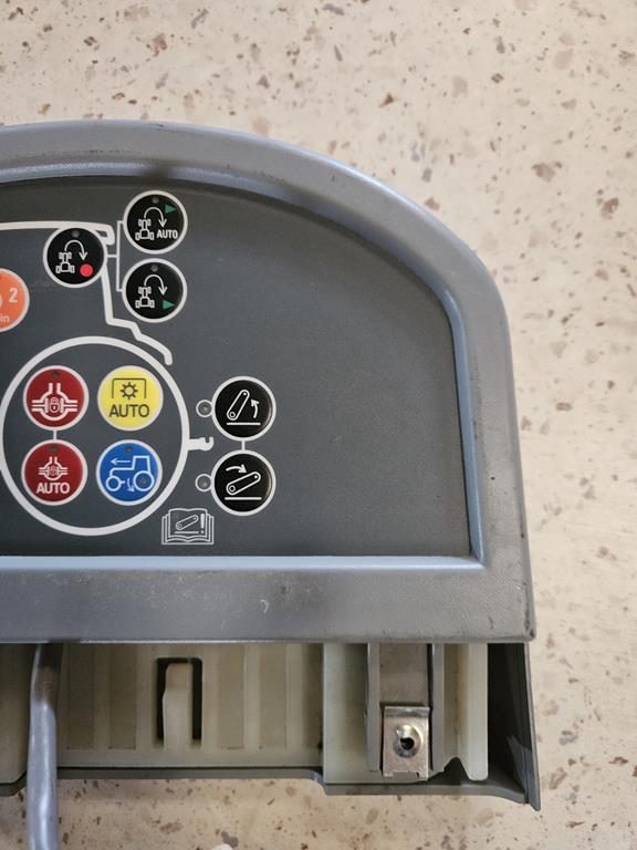 5 Panel sterowania 84241068