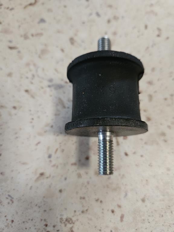 5 Poduszka gumowa 66021-52310