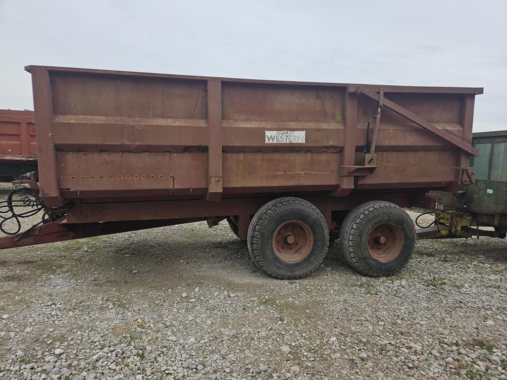 02 Przyczepa używana Richard Western