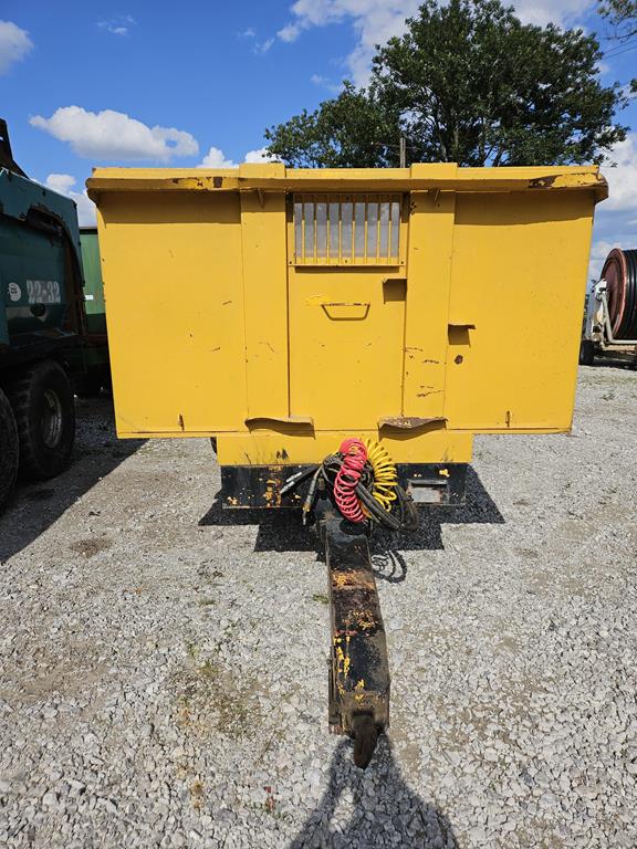 02 Przyczepa rolnicza używana Easterby