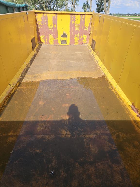 04 Przyczepa rolnicza używana Easterby