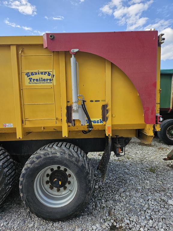 18 Przyczepa rolnicza używana Easterby