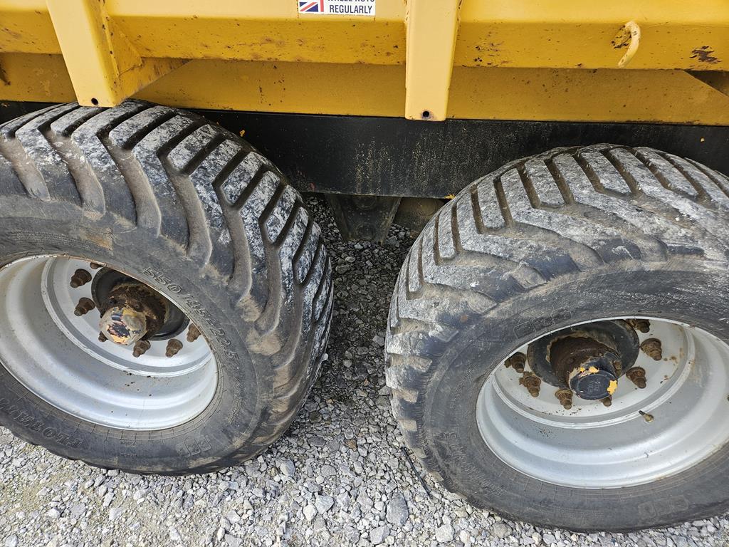 19 Przyczepa rolnicza używana Easterby