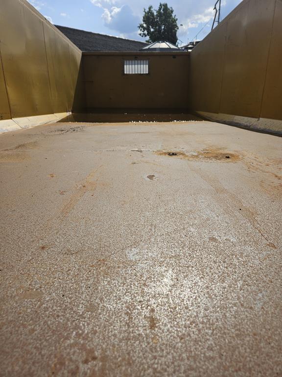 26 Przyczepa rolnicza używana Easterby