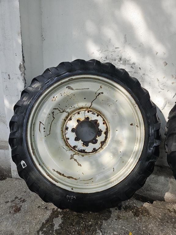 02 Koła rolnicze 11.2R44