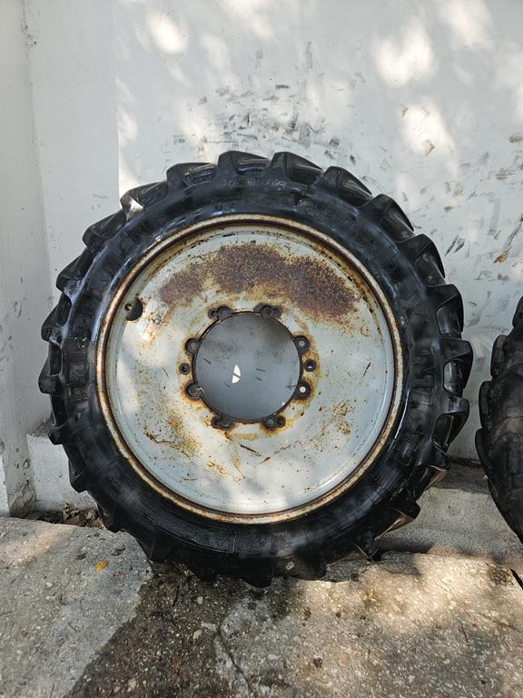 02 Koła uprawowe 12.4R38
