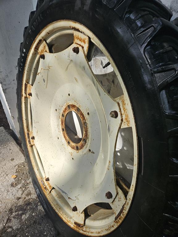 04 Koła uprawowe 9.5R44