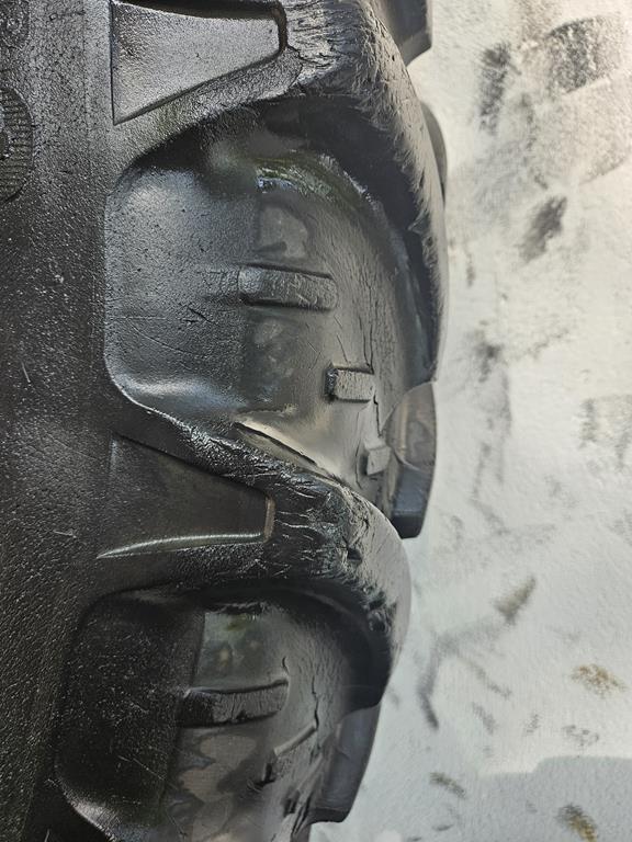 06 Wąskie koła 9.5R44